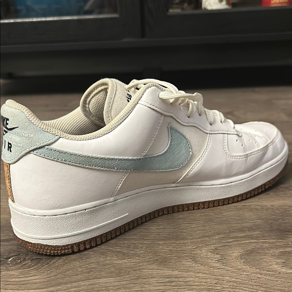 Nike Air Force 1 - Picture 4 of 7